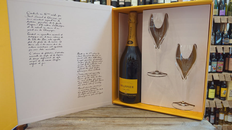 Champagne Drappier Carte d'Or Brut NV, Gift Box with Two Champagne Flutes Glasses